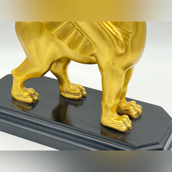 Metropolitan Museum Of Art MMA vintage gold bronze GRIFFIN LION sculpture statue - Picture 10 of 14